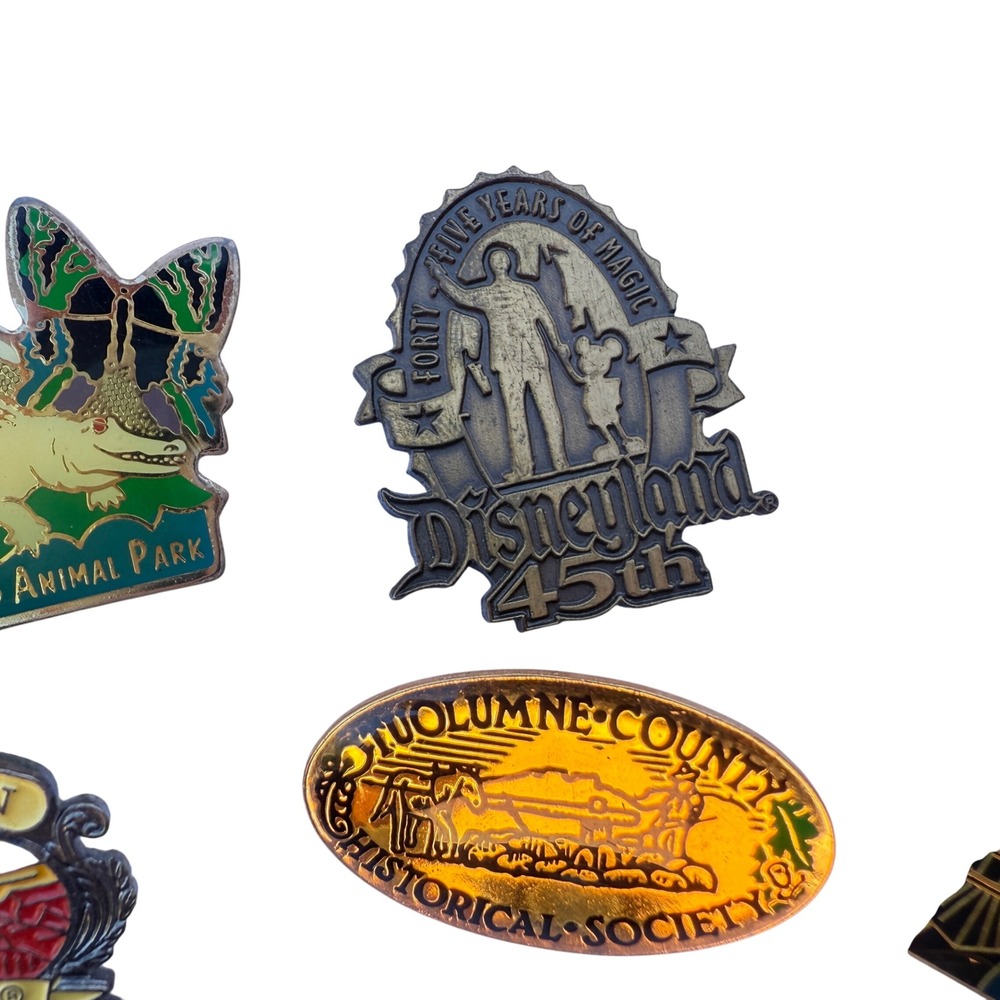 Vintage Travel Souvenir Pin Lot w/ Disneyland 45th Anniversary Trains Animals‎ - Picture 12 of 13